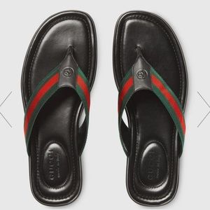 Gucci size 6 mens thong sandals.